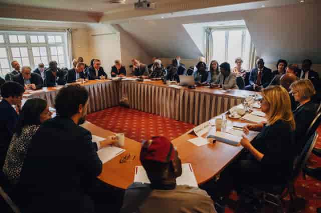 Oslo Forum meeting U-shape, natural light