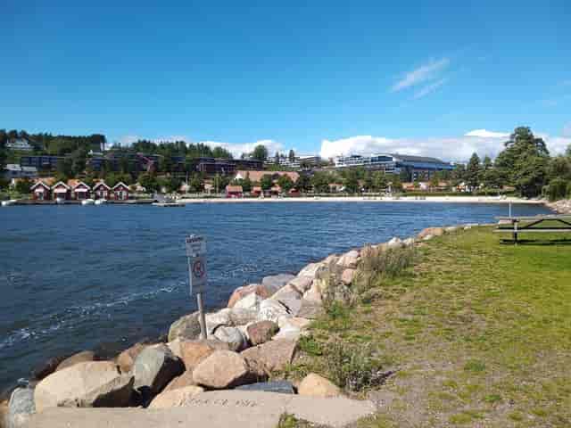 Waterfront conference hall, corporate retreat, incentive trip