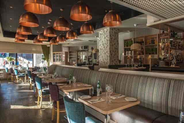 Prima Fila Ristorante: Modern event venue, banquette seating, restaurant, event space
