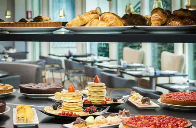 Milan breakfast buffet meeting venue