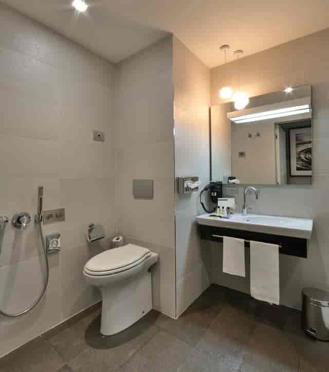 Fangio UNAHOTELS Bologna bidet hotel amenities