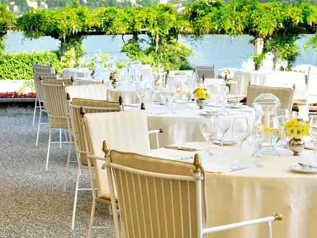 Elegant Villa D'Este banquet: outdoor reception, corporate event, wedding