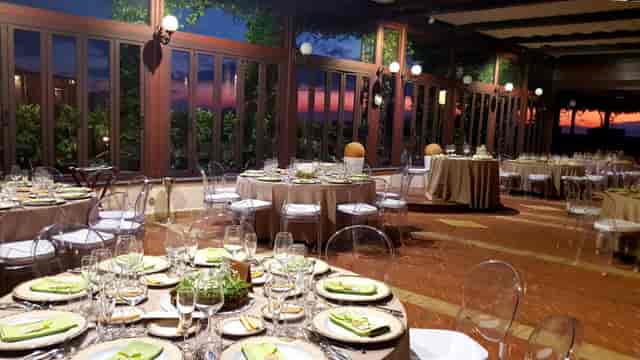 Elegant Wedding Reception Venue, Villa dei Melograni, Chiavari Chairs