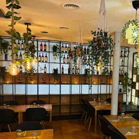 Hot Rock in Milan - Restaurant Reviews ...