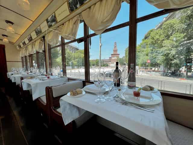 ATMosfera Restaurant Tram