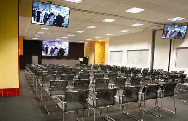 Palazzo Mezzanotte Yellow Room conference presentation venue