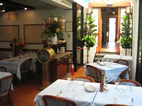 Charming Ristorante Al Porto veranda, private dining, cocktail reception