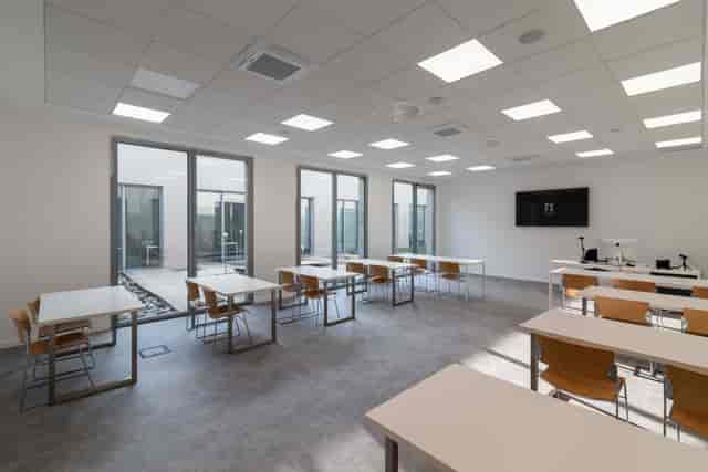 Milan Uni modern classroom, workshop, event