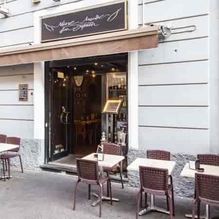 Osteria Fara wine bar, outdoor seating, small receptions, private parties