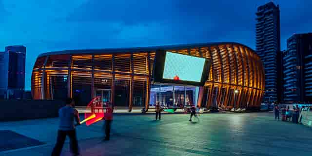 UniCredit Pavilion: modern event venue, outdoor screen, brand activation, live streaming