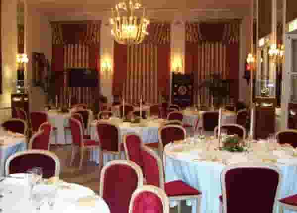 Puccini Salon