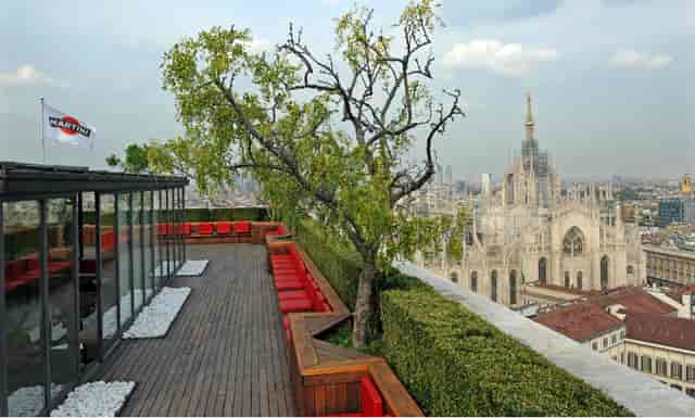 Milan rooftop bar cocktail reception event