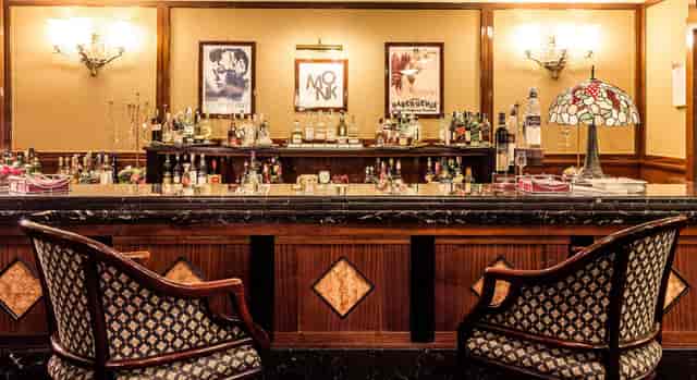 Doria Grand Hotel bar, elegant event lounge, corporate reception