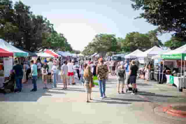 Farmers' market