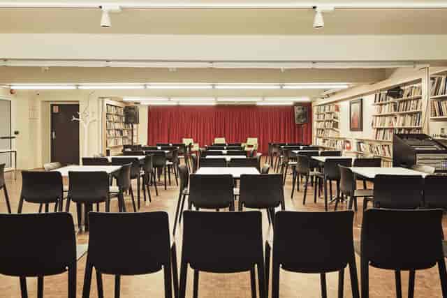 Kverneland Litteraturhuset: workshop, conference, stage, books