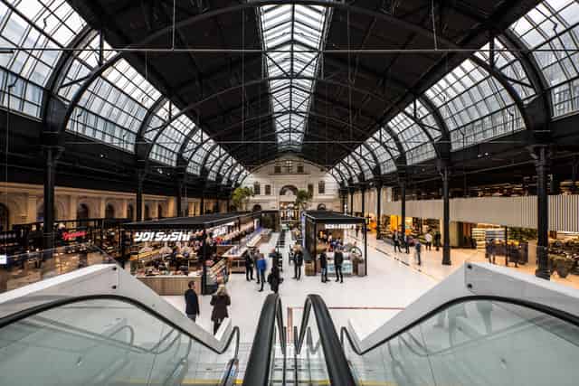 Indoor Square