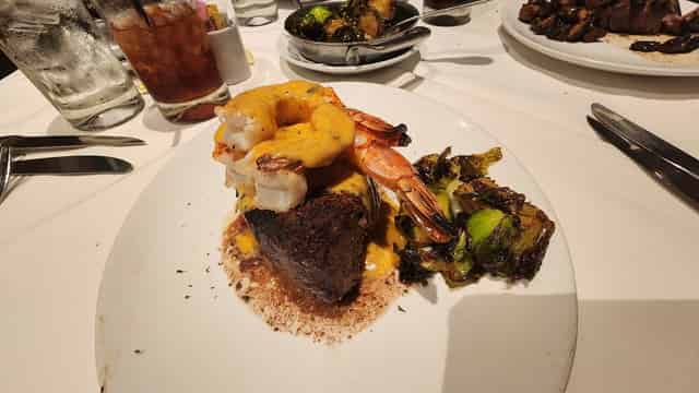 Merlot Room