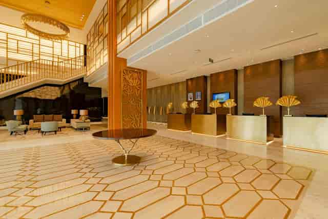 Luxury hotel lobby event, VIP gala, corporate retreat.