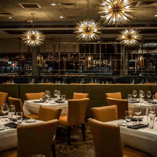Sullivan's Steakhouse bar, upscale corporate event.