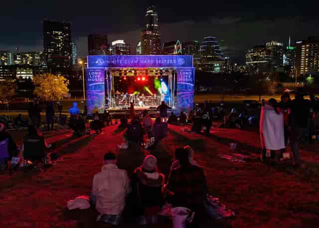 Outdoor concert H-E-B Terrace Long Center, urban park event