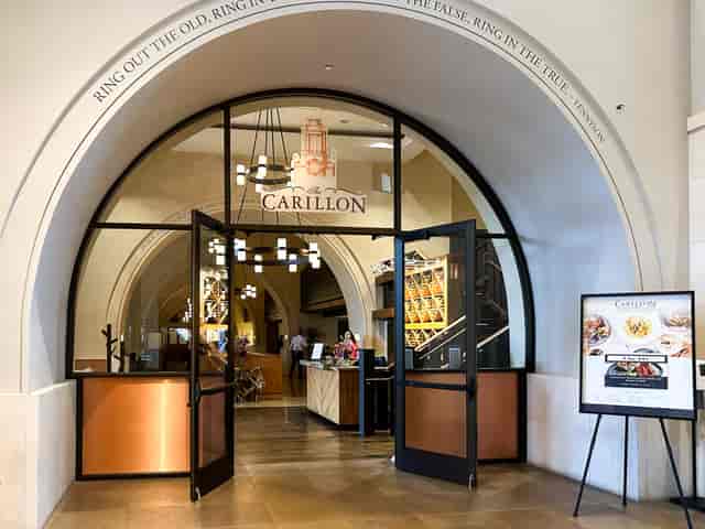 Carillon restaurant entrance, upscale dining event.
