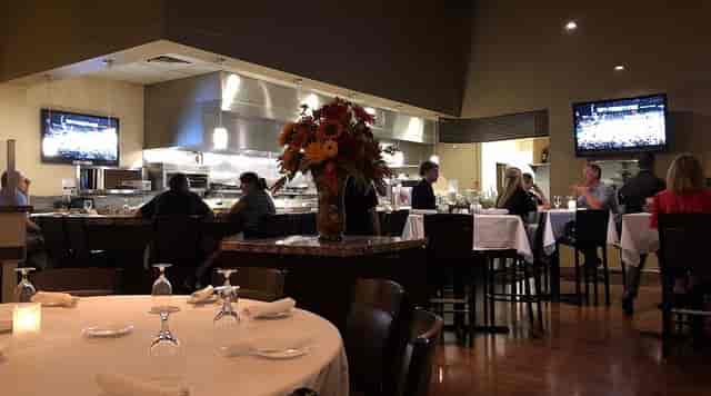 Mastrioni's Italian seafood restaurant, bar, corporate events