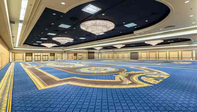 Westgate ballroom event, elegant chandelier