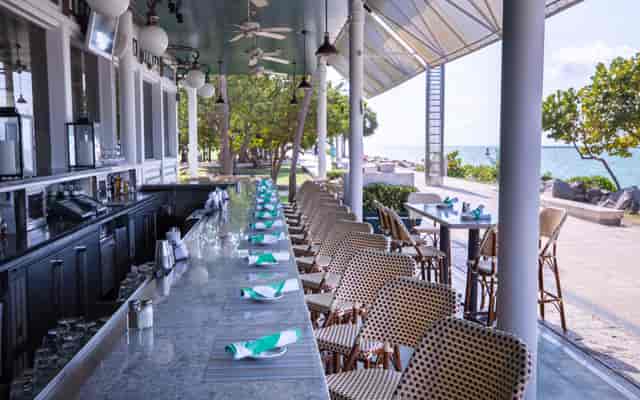 Smith & Wollensky waterfront patio, coastal event venue