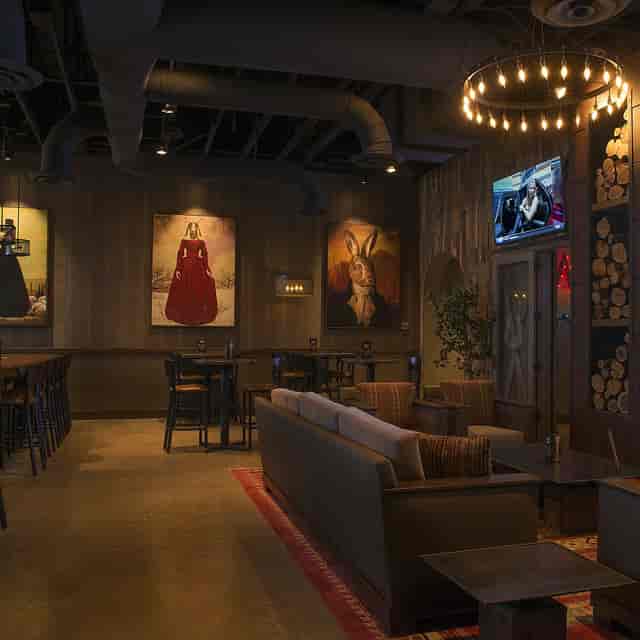 Sean Patrick VIP Lounge PT's Taverns event networking reception