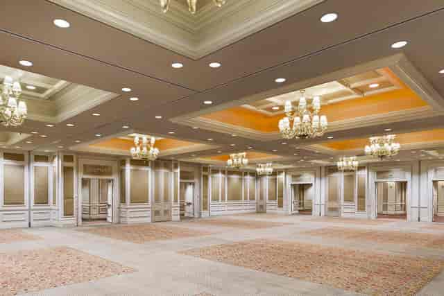 Venetian ballroom event space, chandeliers, conference, wedding
