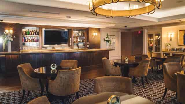Venetian Prestige Club: Luxury Lounge, Event Venue, Cocktail Reception