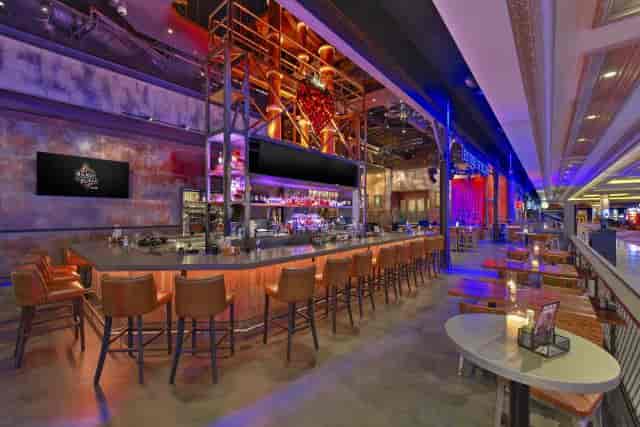 Vegas Courtyard Restaurant House of Blues event bar