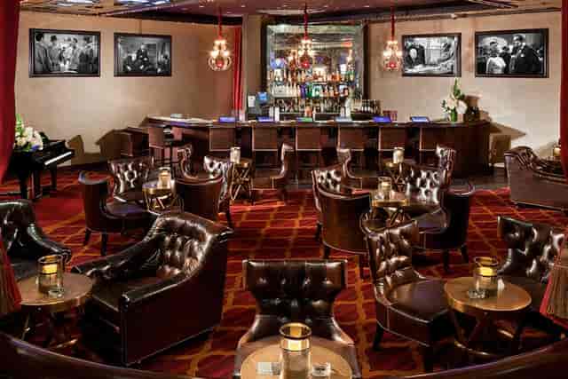 Parlour Bar El Cortez casino cocktail lounge VIP