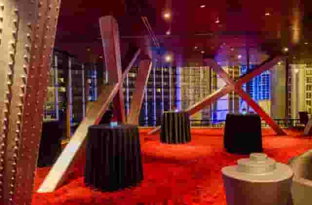 Cocktail Lounge