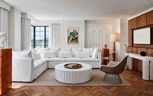 Modern Washington DC Parlor suite, executive retreat, VIP lounge