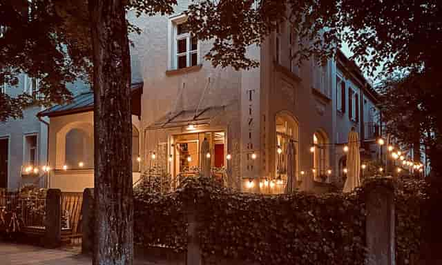 Ristorante Tiziano: Upscale venue, ivy facade, cocktail reception, private dining