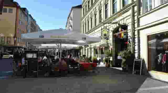 Biergarten im Innenhof