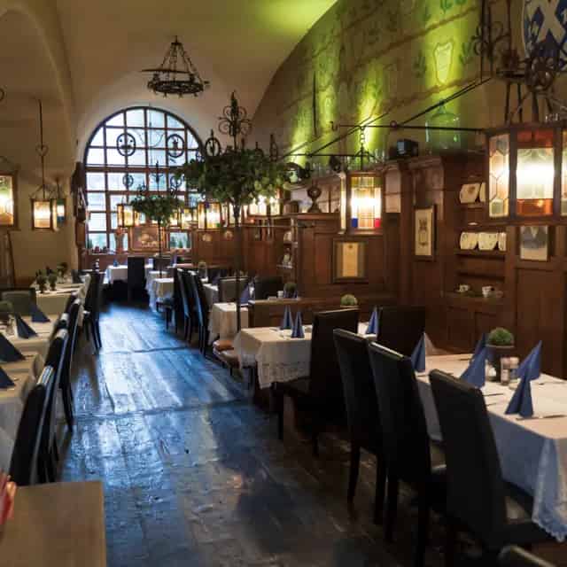 Biergarten im Innenhof