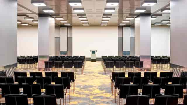 Munich keynote ballroom presentation