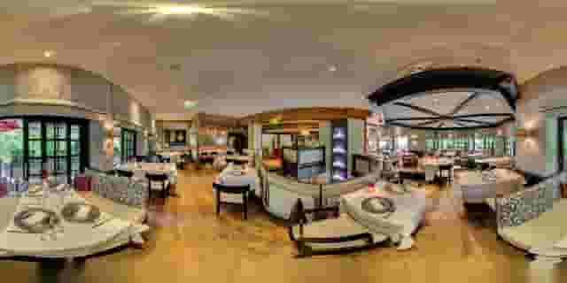 Lounge Bar