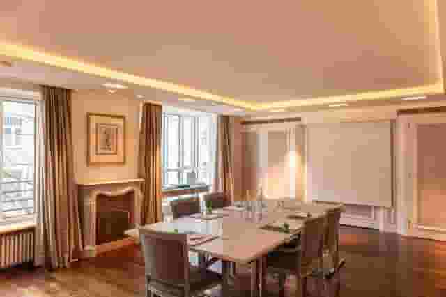 Salon Merkur