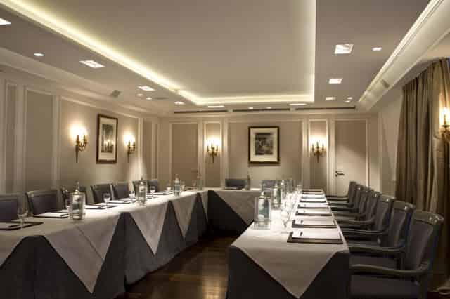 Salon Merkur