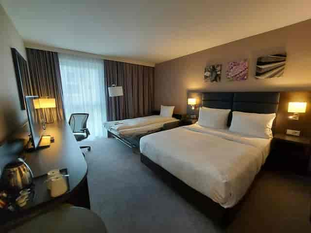 Hilton Garden Inn Munich City West - >Nikolas Krákora</a>