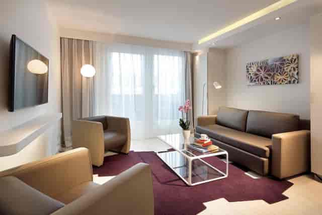 Eurostars Book Hotel suite, modern, business meeting