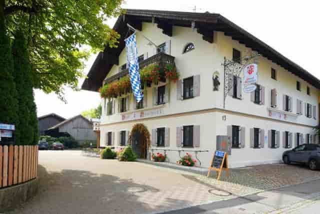 Hotel Neuwirt Sauerlach - Hero Image