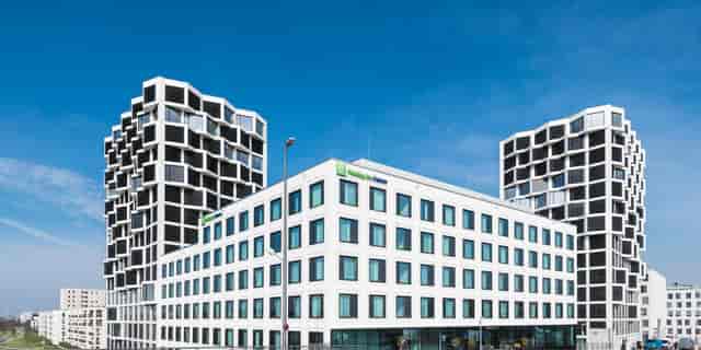 Holiday Inn Munich West modern event meeting space