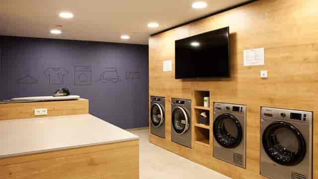 Hilton Munich Messe laundry room, modern, event amenity