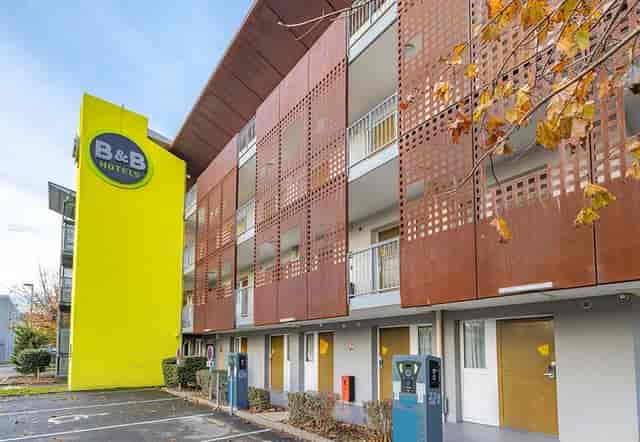 B&B Hotels yellow signage, meeting event venue