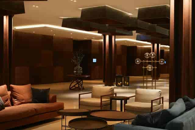 INFINITY Munich Wörthsee modern event lobby networking