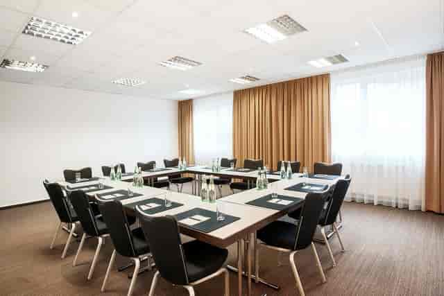 München Messe U-shape boardroom, interactive event setup